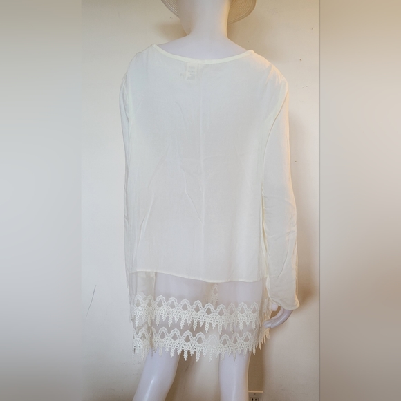 XL FORGOTTEN GRACE LACE TUNIC - Picture 2 of 8